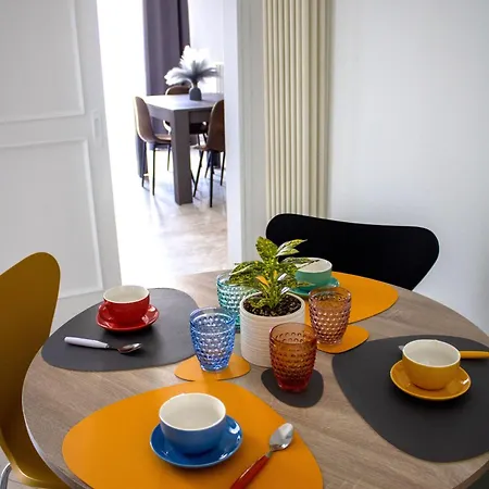 Appartement Fd - Zoe Prestigioso Vicino Stazione E Al Centro *