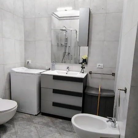 Appartement Fd - Zoe Prestigioso Vicino Stazione E Al Centro *